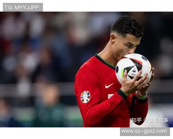 历史上足球明星排名前五的传奇球员及其辉煌成就解析